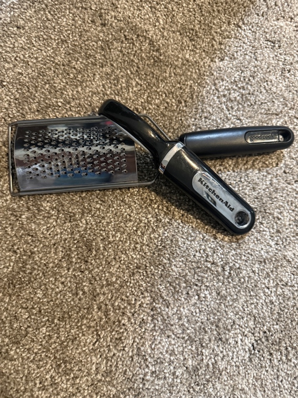 KitchenAid Black Stainless Steel Grater and good cook Peeler